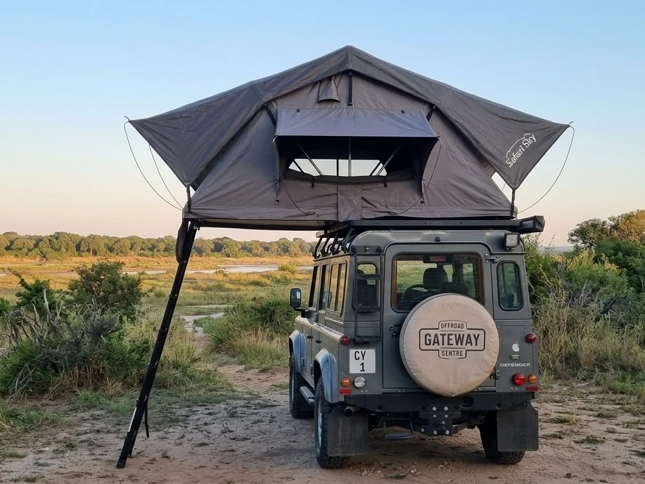 Safari Breeze rooftop tent